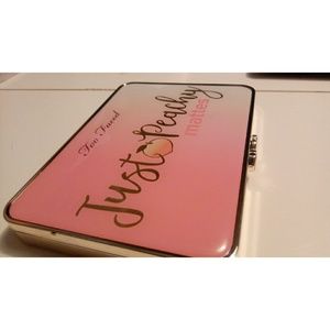 Just Peachy mattes Too Faced